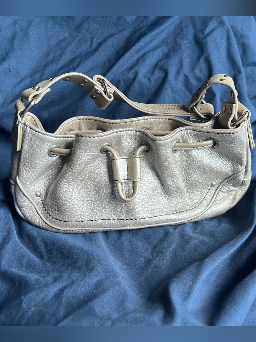 Vintage Women's Silvery Taupe Leather Shoulder Bag by Kenneth Cole Reaction